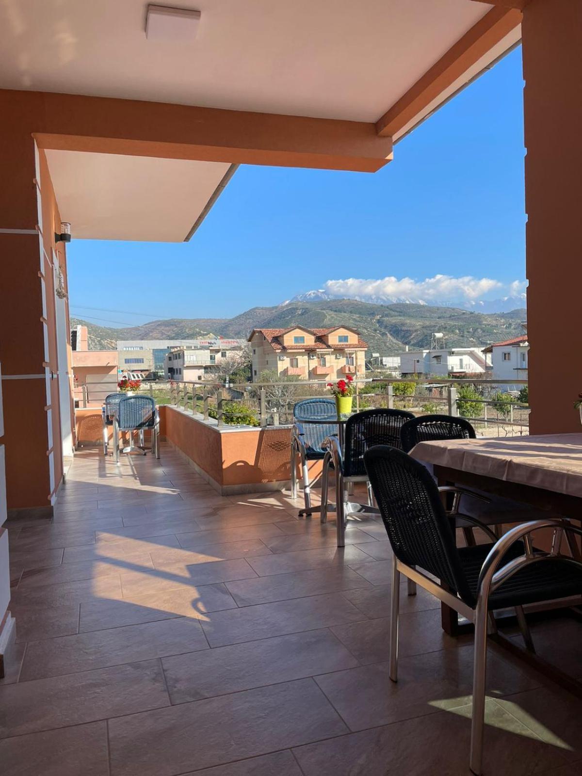 Harmony Villa Берат Екстериор снимка
