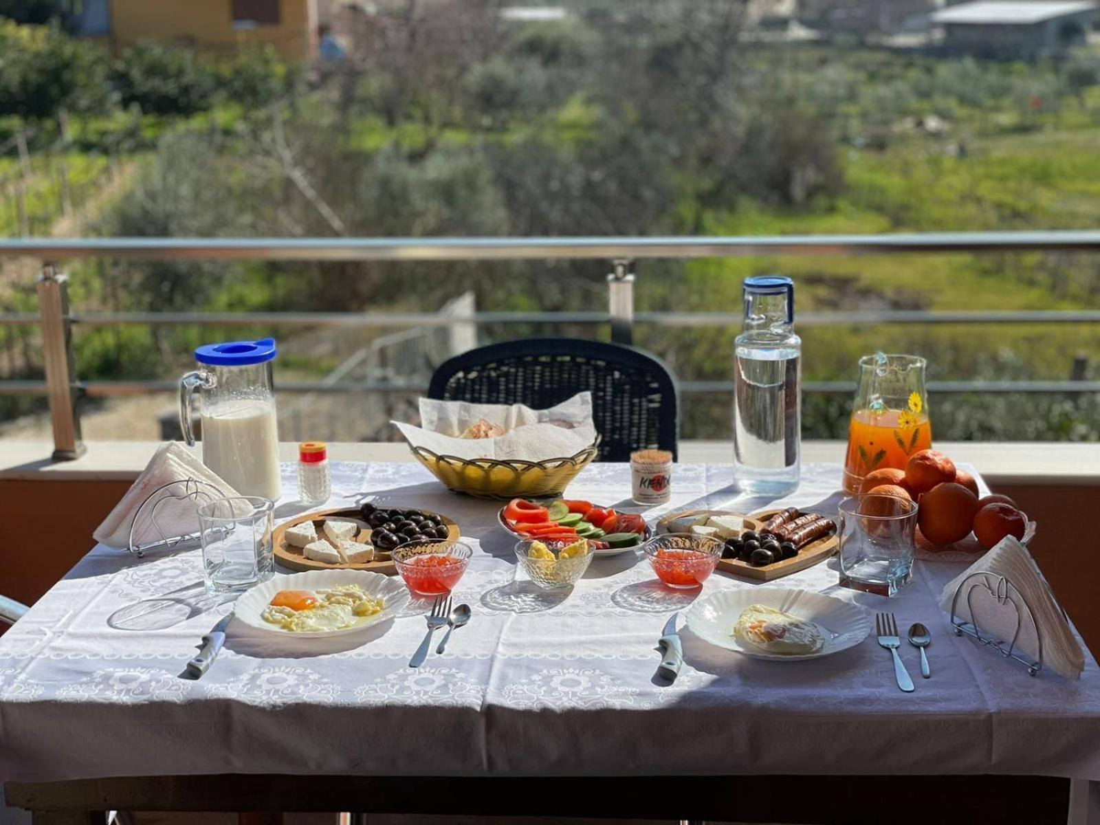 Harmony Villa Берат Екстериор снимка